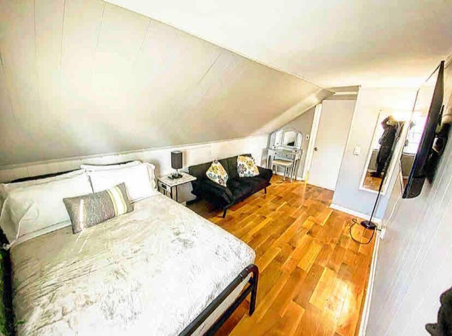 Adorable&Cozy Suburban Home Mins From Dwtn/Airport Rochester Ngoại thất bức ảnh